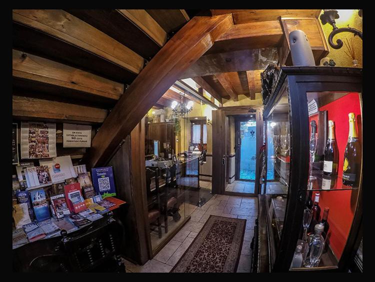 Hospederia Casa De Cisneros Otel Toledo Dış mekan fotoğraf